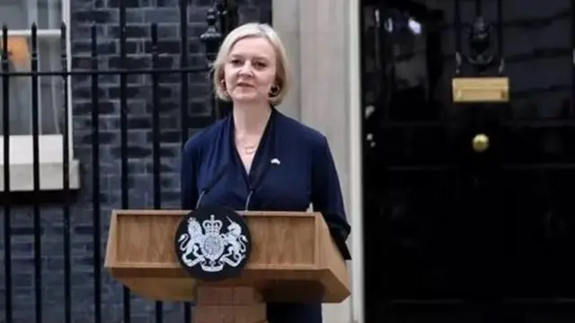 லிஸ் டிரஸ்