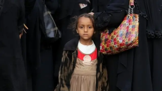 போரால் பாதிக்கப்பட்ட சிறுமி