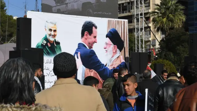 تصویر خامنه ای در سوریه