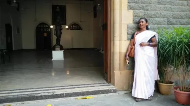 આટલાં વર્ષો સુધી ન્યૂડ મૉડલ તરીકે કામ કર્યા છતાં હાથમાં કશું બચ્યું નથી