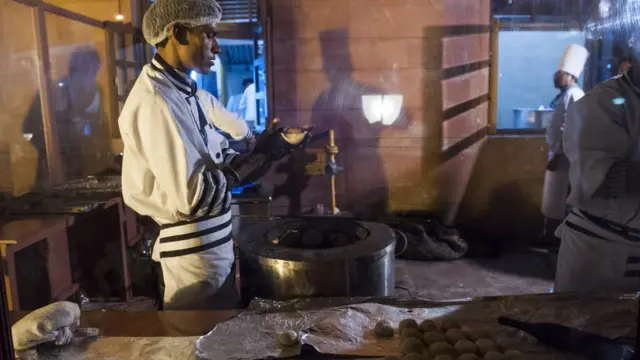 راشٹرپتی بھون کا مطبغ