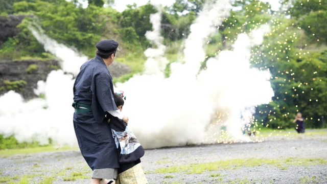 Shunsuke Ajiki com o filhoroleta cassino dicasseu momentoroleta cassino dicaspai herói