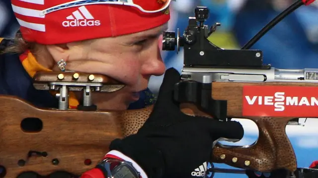 Яна Романова