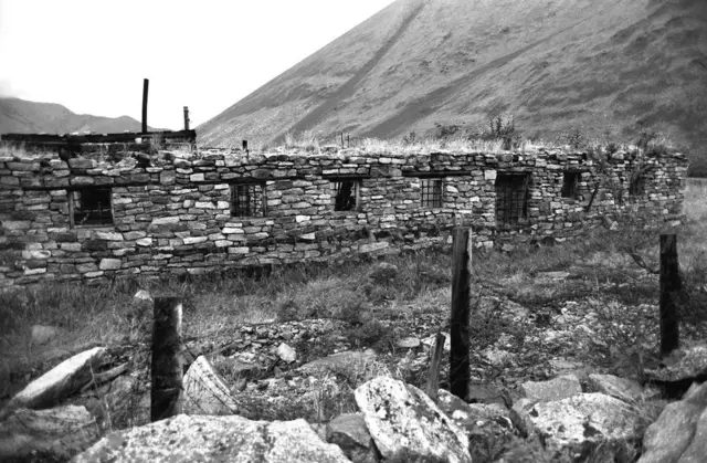 Развалины лагеря Бутугычаг на Колыме