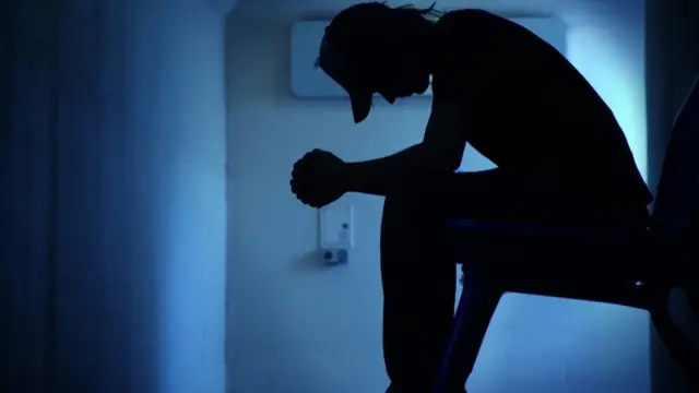 Мужчина в комнате