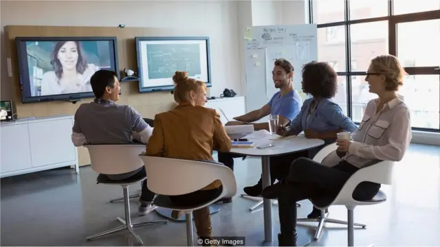 Các cuộc họp qua video có tác dụng tích cực cho những ai làm việc từ nhà và muốn nâng cao kỹ năng thuyết trình