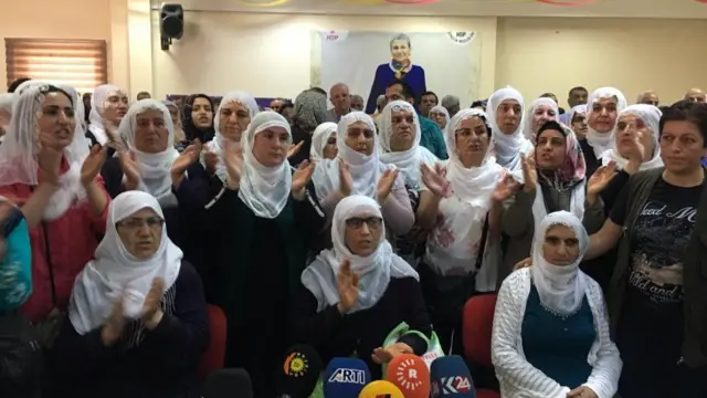 Öcalan'ın çağrısından sonra eylemlerin sona erdirildiği duyuruldu.