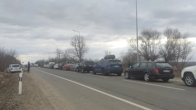 Таких черг на кордоні ще не бачили