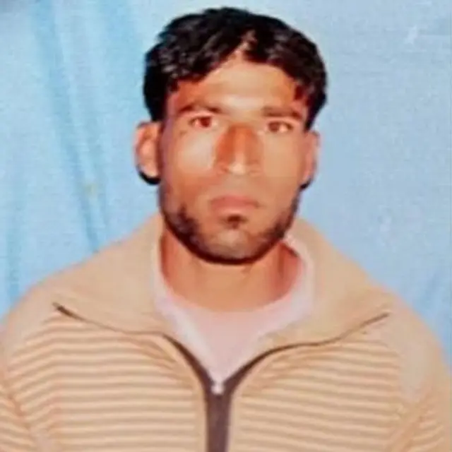 28 વર્ષના રકબર