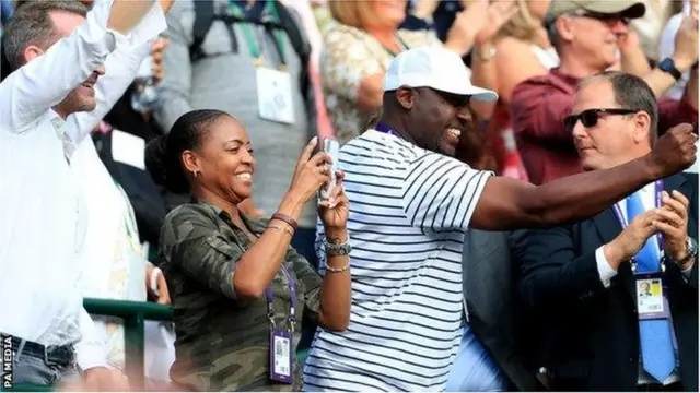 తమ కుమార్తె వింబుల్డన్‌లో విజయం సాధించడంపై కాండీ, కోరే గాఫ్‌ల ఆనందం