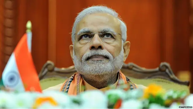 नरेंद्र मोदी