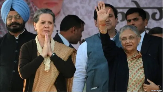 सोनिया गांधी और शीला दीक्षित