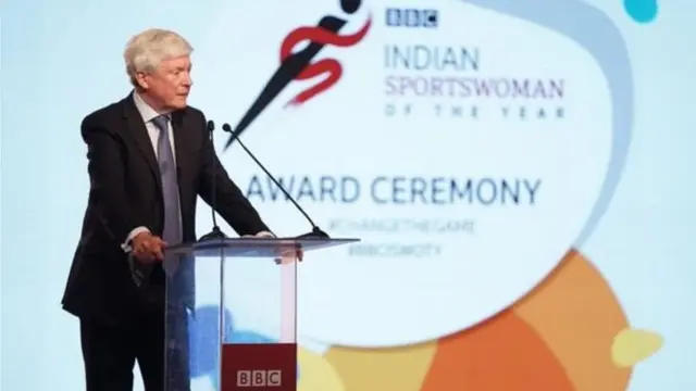 ટૉની હૉલ