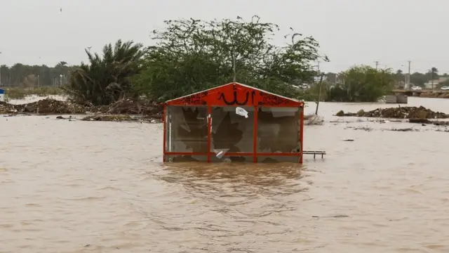 په ختیځ کارون کې ولاړې سېلابي اوبه