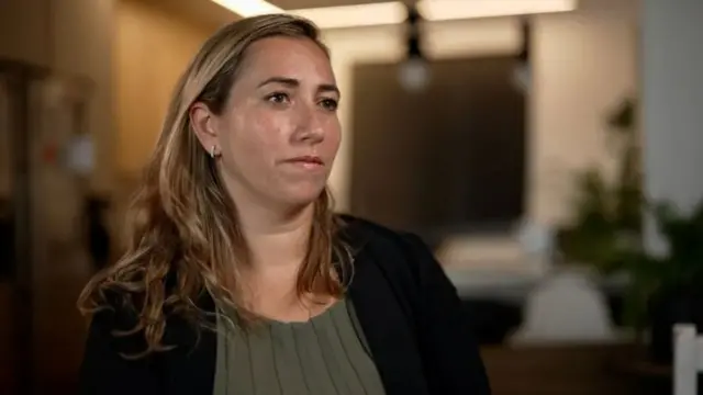 કોચાવ એલકાયમ લેવી કહે છે કે મહિલાઓનો હથિયાર તરીકે ઉપયોગ કેવી રીતે કરવો તે હમાસે આઈએસઆઈએસ પાસેથી શીખ્યું છે.