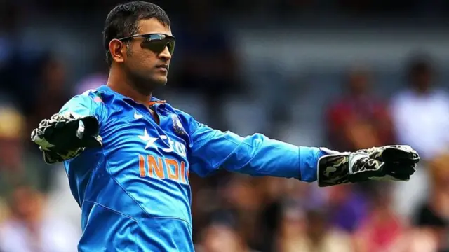 dhoni
