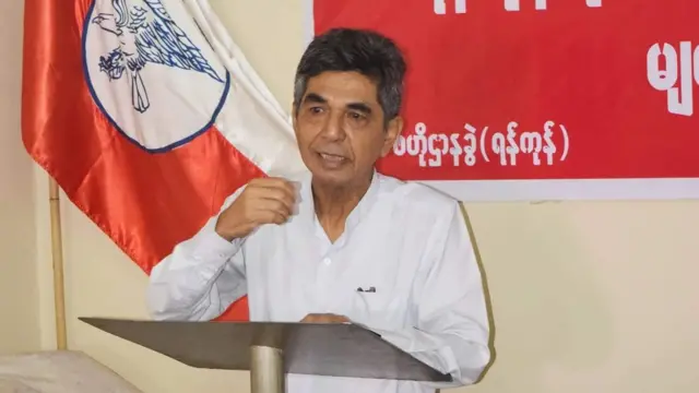 ၂၀၁၉ ခုနှစ်က ရန်ကုန်တိုင်း ရခိုင်တိုင်းရင်းသားရေးရာဝန်ကြီးဌာနက ပြုလုပ်တဲ့ လူငယ်တွေ့ဆုံပွဲ တစ်ခုကို တက်ရောက်ခဲ့တဲ့ ဦးဦးလှစော