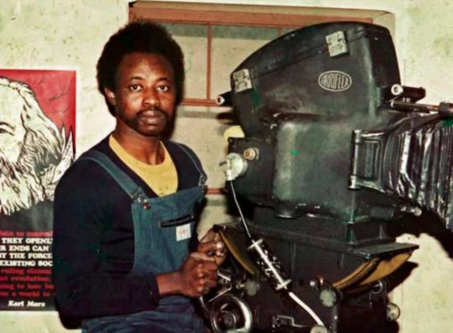 Tunde Kelani nígbà èwe