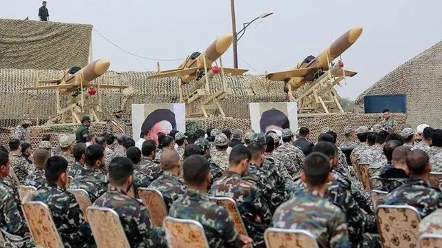 مراسم الحاق پهپادهای کرار مسلح به موشک به پدافند ماهشهر