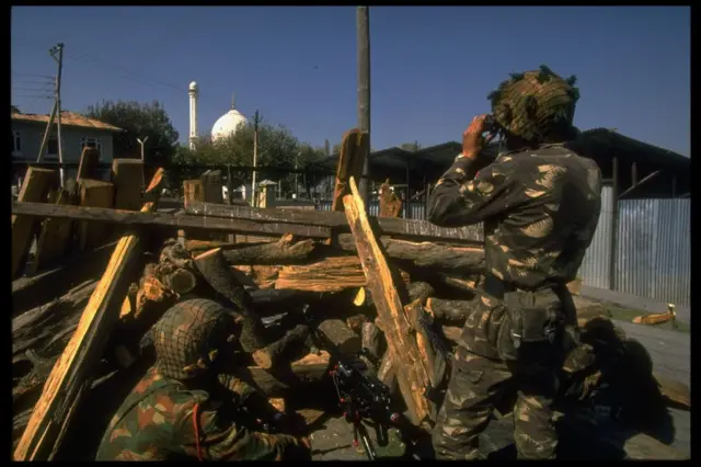 حضرت بل، درگاہ