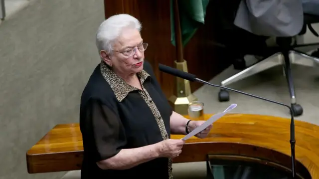 A deputada federal Luiza Erundina