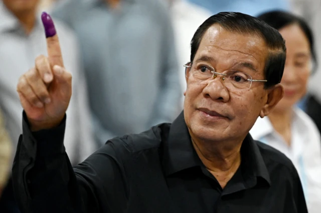 கம்போடிய முன்னாள் பிரதமர் ஹுன் சென்னை அங்கிள் என அழைத்தார் ஷினவத்ரா