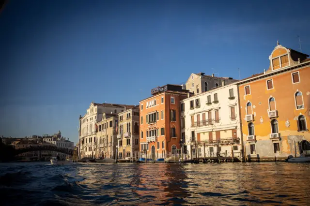 वेनिस