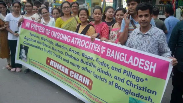 বাংলাদেশে হিন্দুদের ওপর নির্যাতনের বিরুদ্ধে প্রতিবাদ ও বিক্ষোভ সমাবশে হয়েছে ভারতের নানা প্রান্তেই