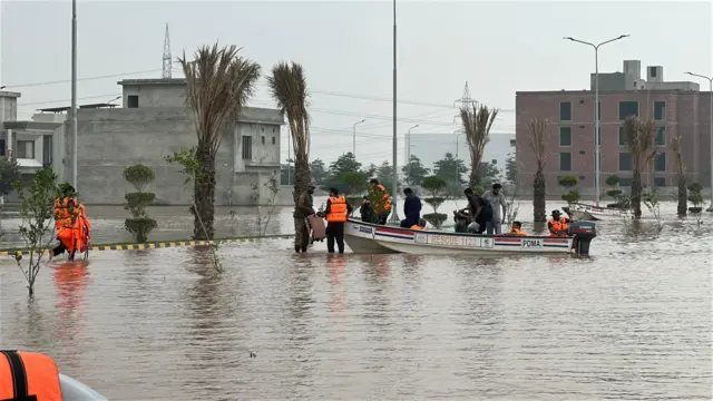 لاہور میں سیلاب