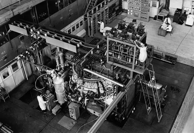 रशियातील टोकोमाक अणुभट्टी