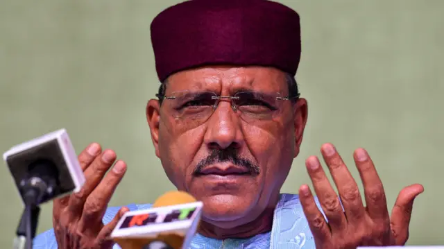 Agbẹjọro aarẹ ana Niger, Mohamed Bazoum ni o ṣee ṣe ki wọn fẹsun iditẹmọ ijọba kan an.