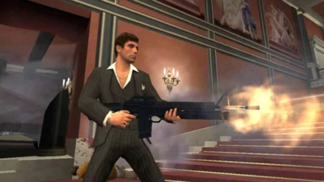 Cena do videogame 'Scarface: The World Is Yours' mostrando o personagemcupom 1xbetAl Pacino atirando.