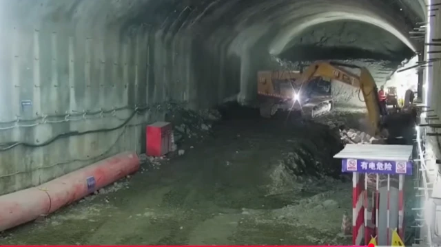 चीन बना रहा है दुनिया का सबसे बड़ा हाइड्रोपावर डैम