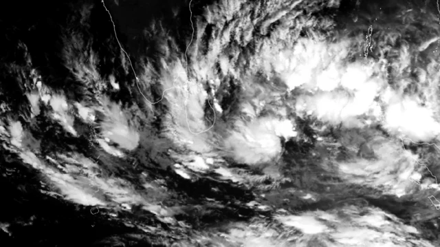 බස්නාහිර, වයඹ වෙරළබඩ ප්‍රදේශවල උදෑසන කාලයේදීත් වැසි හෝ ගිගුරුම් සහිත වැසි ඇතිවිය හැක