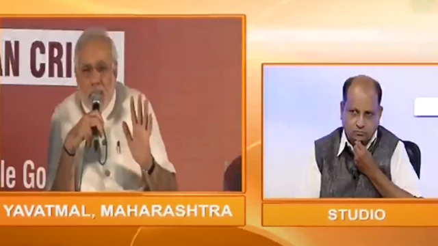 किशोर तिवारी यांच्या प्रश्नांना उत्तर देताना नरेंद्र मोदी