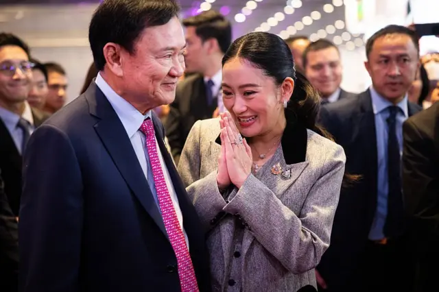 ဝန်ကြီးချုပ် ရာထူးကဖြုတ်ချခံရတဲ့သမီး ပေထုန်တန်နဲ့ သက်ဆင် 