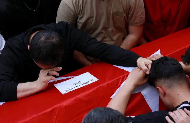 rodbina ubijenih u turskoj, pucnjava u turskoj, pucnjava u školi u turskoj