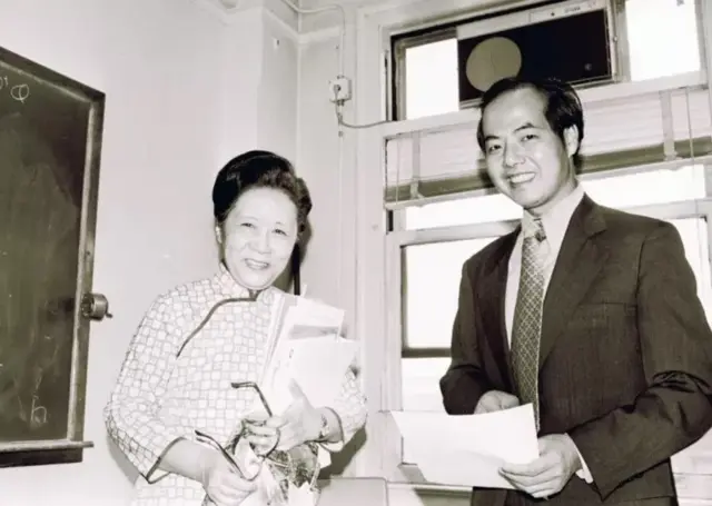 La physicienne Wu avec un homme