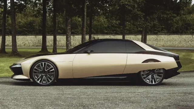 اس‌ام جدید با خطوطی مشابه با مدل کلاسیک طراحی شده است