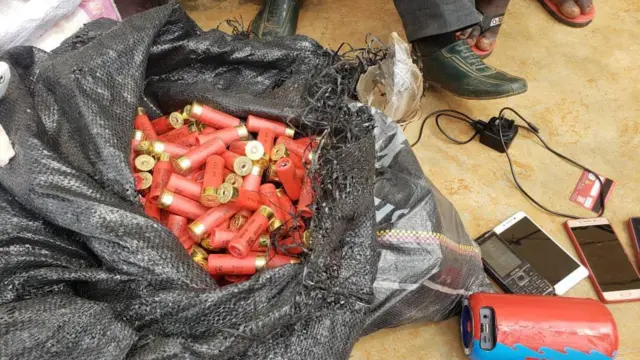 Aworan ọta ibọn ti ọlọpaa ba lọwọ awọn afurasi