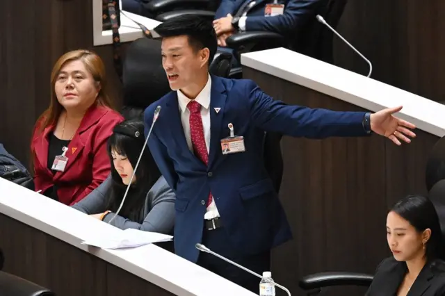 ณัฐพงษ์ เรืองปัญญาวุฒิ 