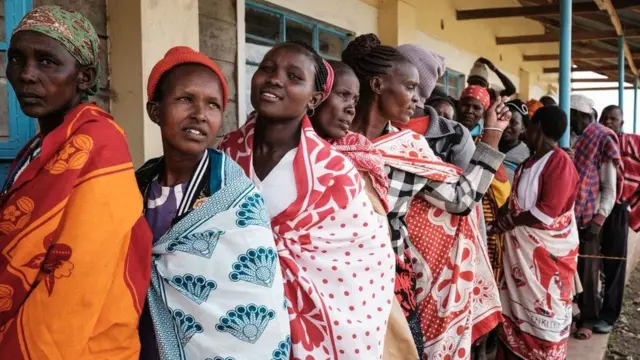 ንኸድምጻ ዝተሰረዓ ኬንያውያን ደቀንስትዮ