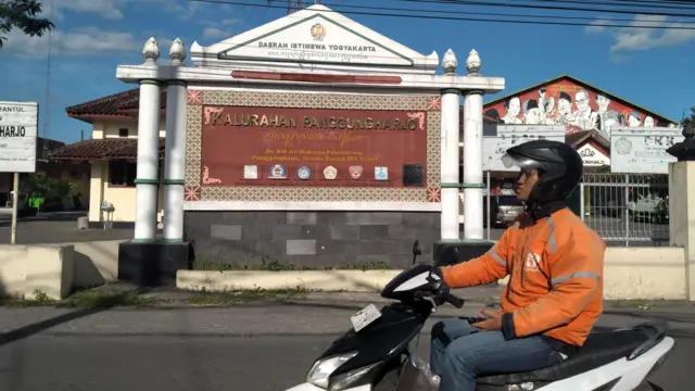 Kantor Kelurahan Panggungharjo, Bantul, Yogyakarta. 