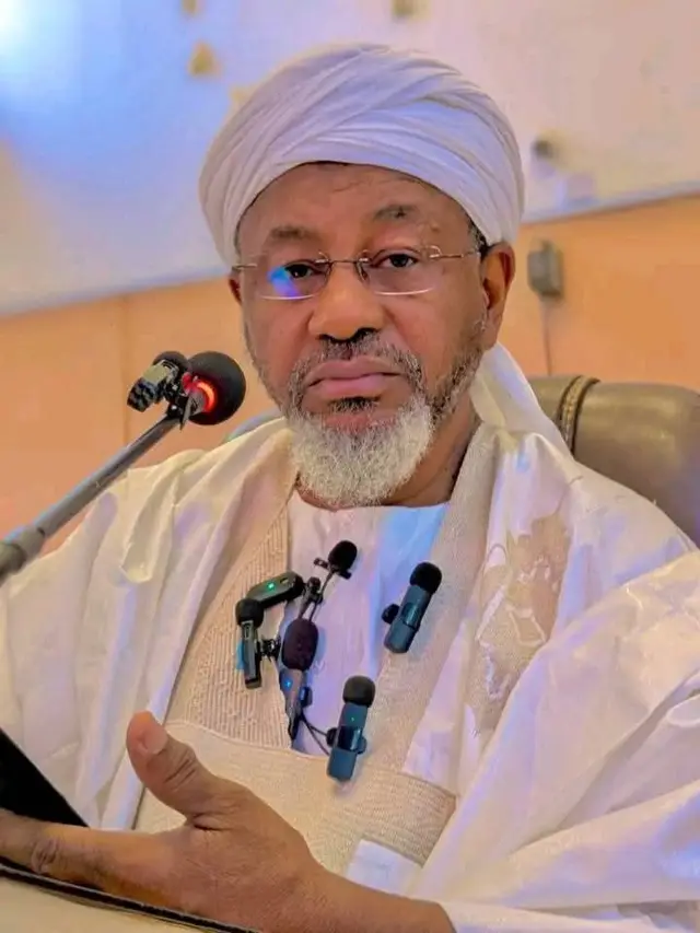 Dr Bashir Aliyu Umar