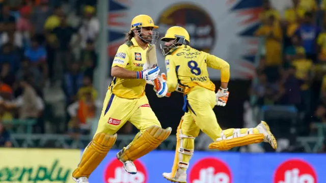 धोनी और जडेजा