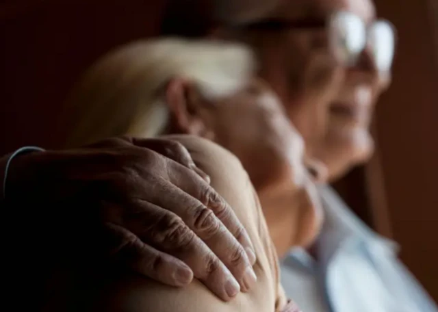 மூத்த குடிமக்கள், முதியோர்