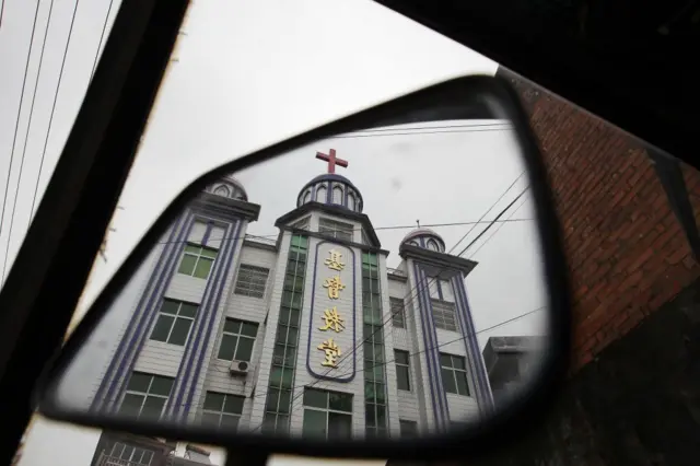 温州市平阳县的一座教堂（2014年6月22日）