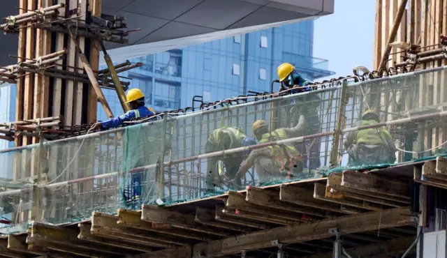 دبئی تعمیراتی