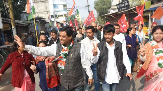 যৌথ নির্বাচনী প্রচারে জোট প্রার্থী