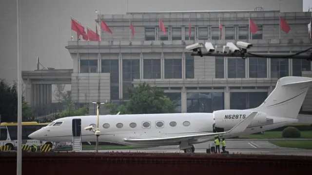   Elon Musk private jet 